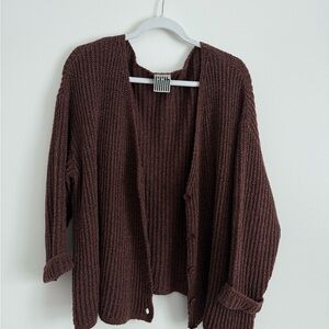 Elegant Brown Knit Cardigan